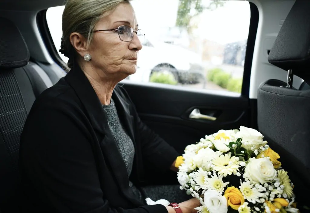 hallermobil Spezialfahrten betreute Friedhofsfahrten