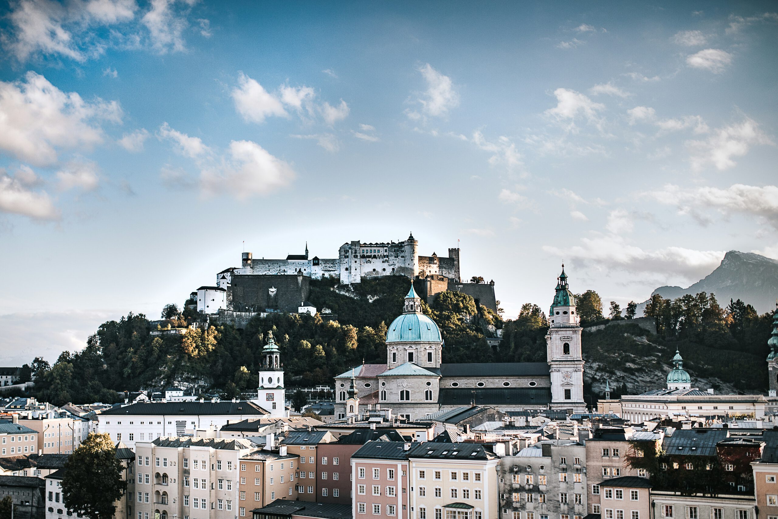 Inlandsreisen Für Senior:innen, Jugendgruppen, Reisen mit Freund:innen oder Familie - hallermobil
